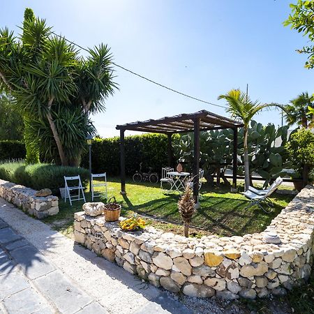 Вилла La Virgy Per Noto With Share Swimming Pool With Wonderful Sea View Авола Экстерьер фото