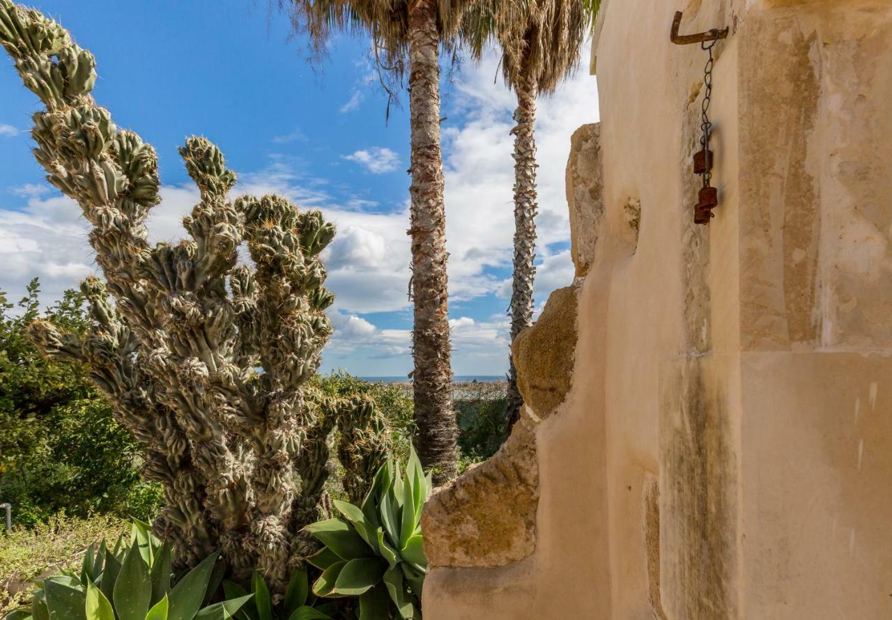 Вилла La Virgy Per Noto With Share Swimming Pool With Wonderful Sea View Авола Экстерьер фото